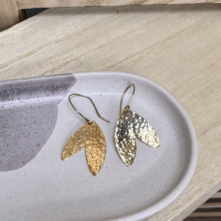 Boucles d'oreilles laiton - Fleurs MARTELÉES